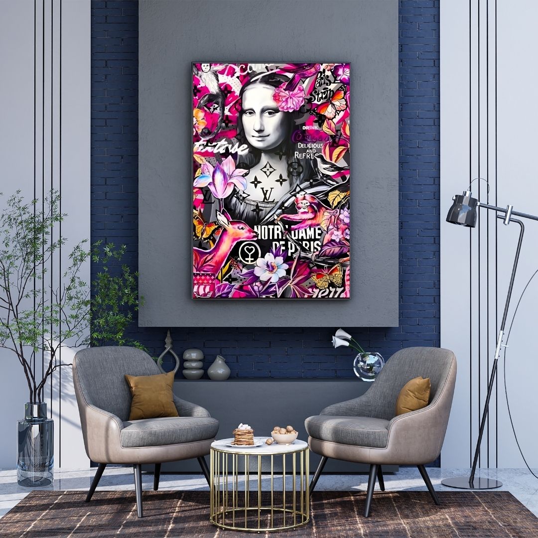 "THE BEAUTY MONA"