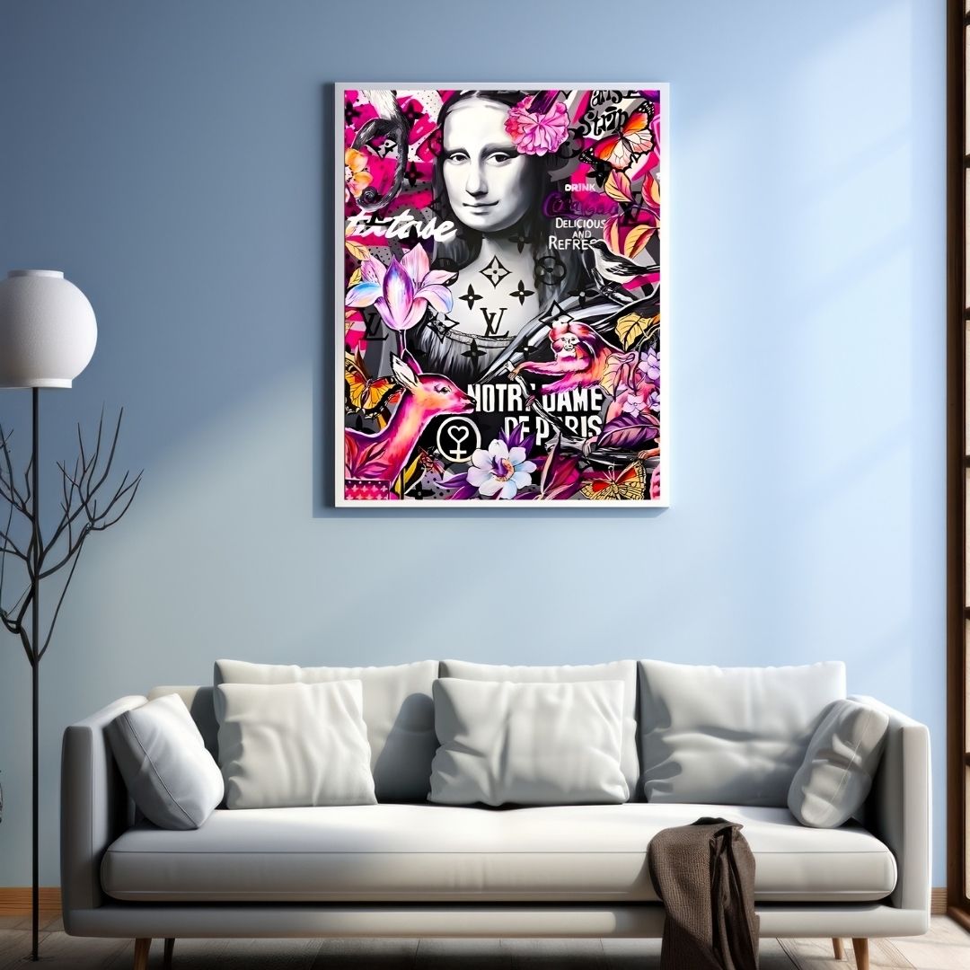 "THE BEAUTY MONA"