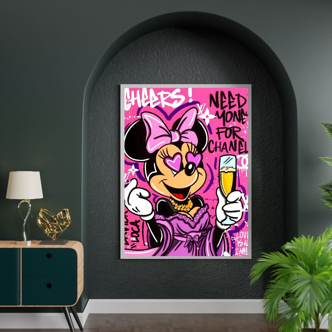 "CHEERS MINNIE"