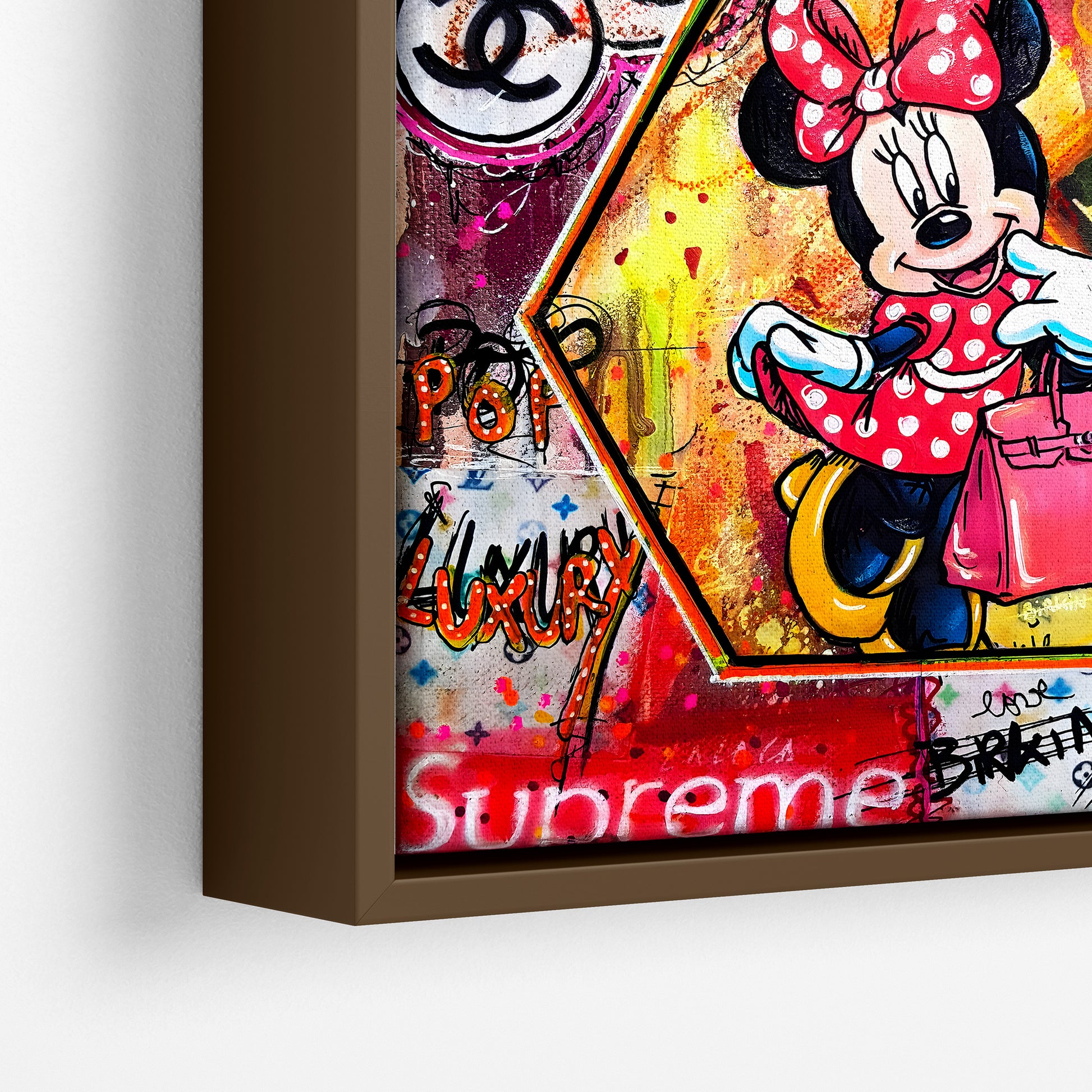 "POP LUXERY"